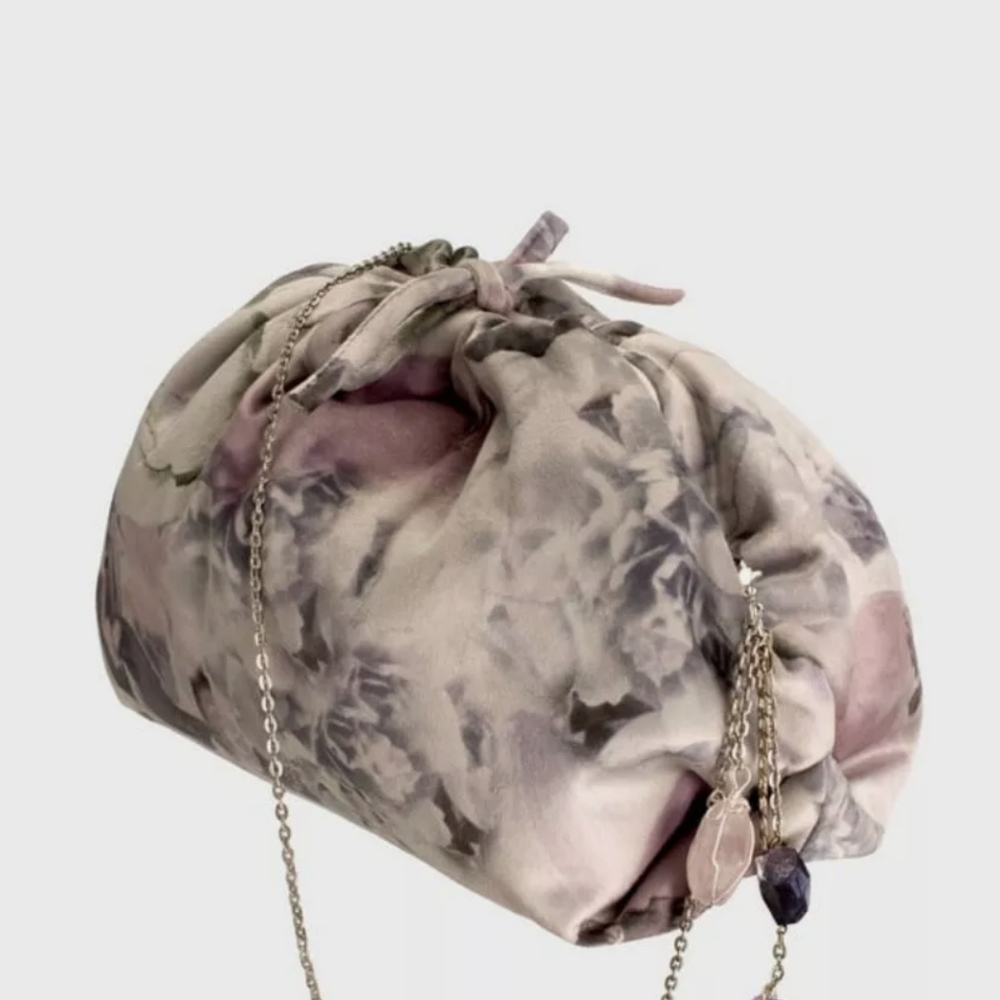 ISO IN SEARCH OF ZARA FLORAL PRINT CROSSBODY POUCH